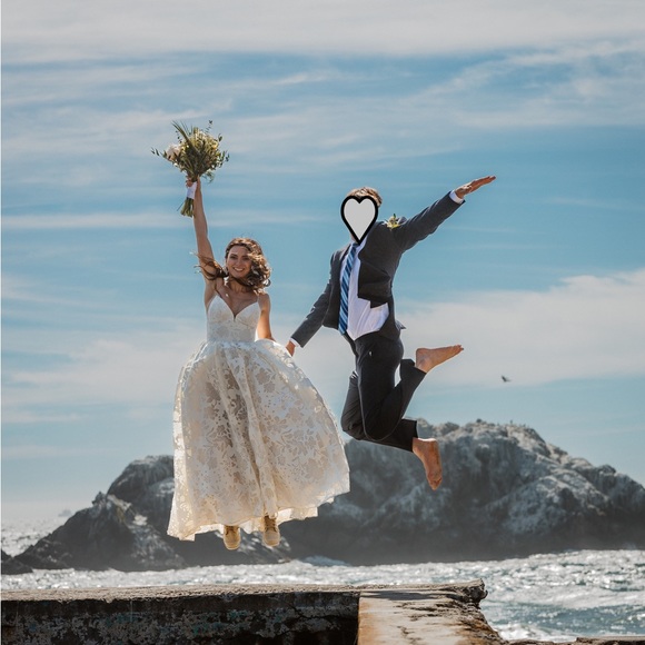 Wedding Dress - WTOO Delilah - Picture 3 of 5